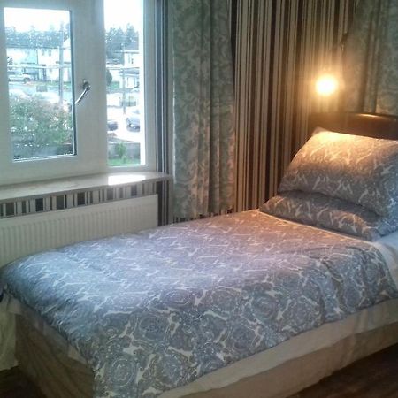 Marie'S Bed And Breakfast Coolock Екстериор снимка